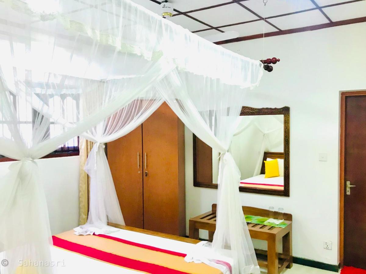 Sahana Sri Villa Bentota Exterior foto